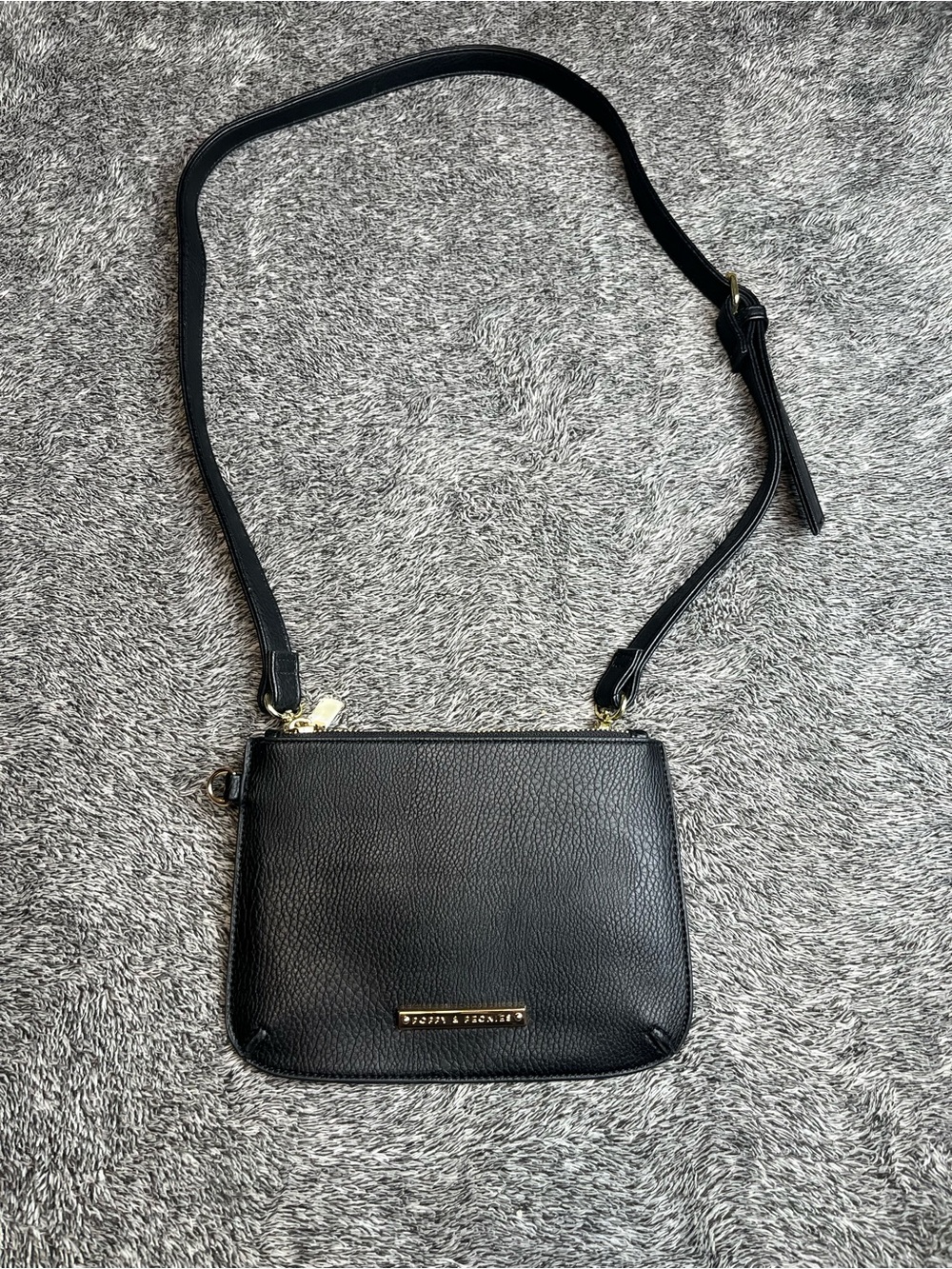 Poppy & Peonies Black Pebble Vegan Leather Crossbody Bag Gold Hardware NWOT